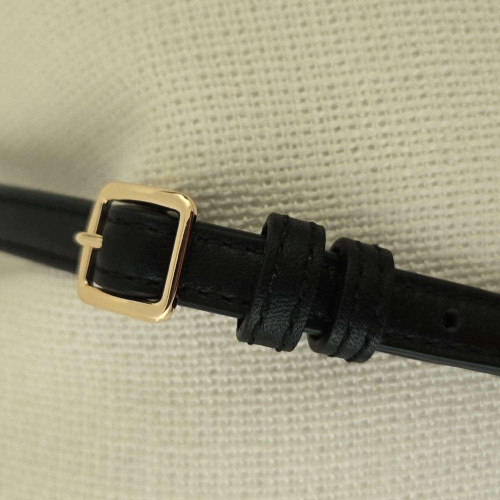 Like New - Coach Crossbody - Picture 3 of 9